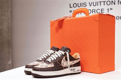 Sotheby’s to Auction Virgil Abloh–Designed Louis Vuitton x Nike .